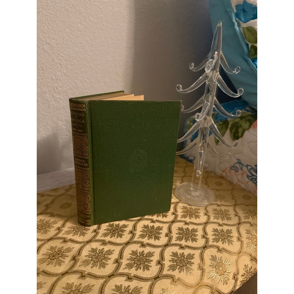 1931 “Grover Cleveland” by Clifford Smyth Builders of America Series Table decor